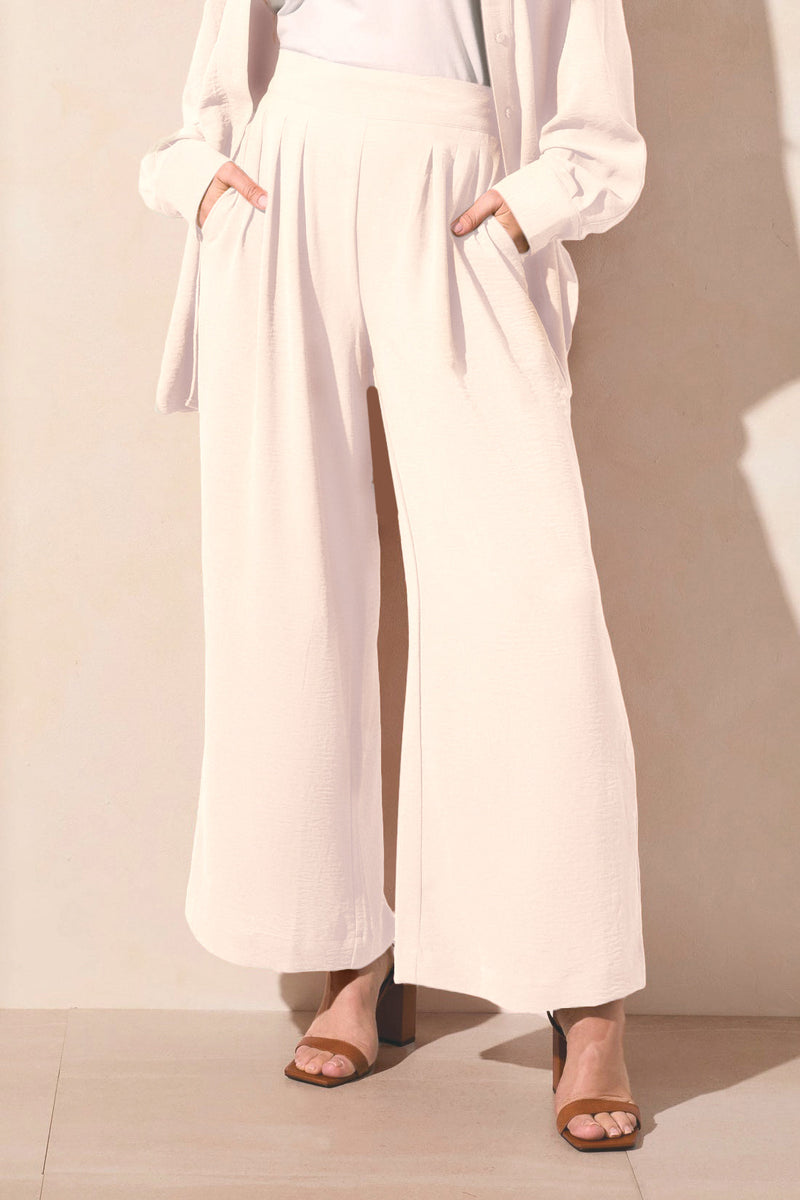 Airflow Wide Leg Pants with Elastic Waist