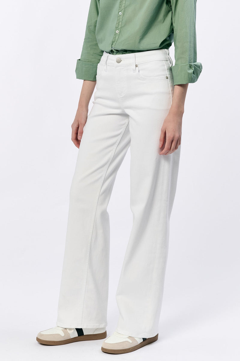 Taylor Straight Leg Jean