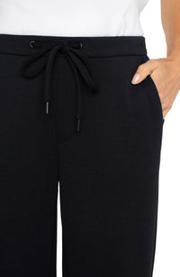 Pull-On Wide Leg Crop