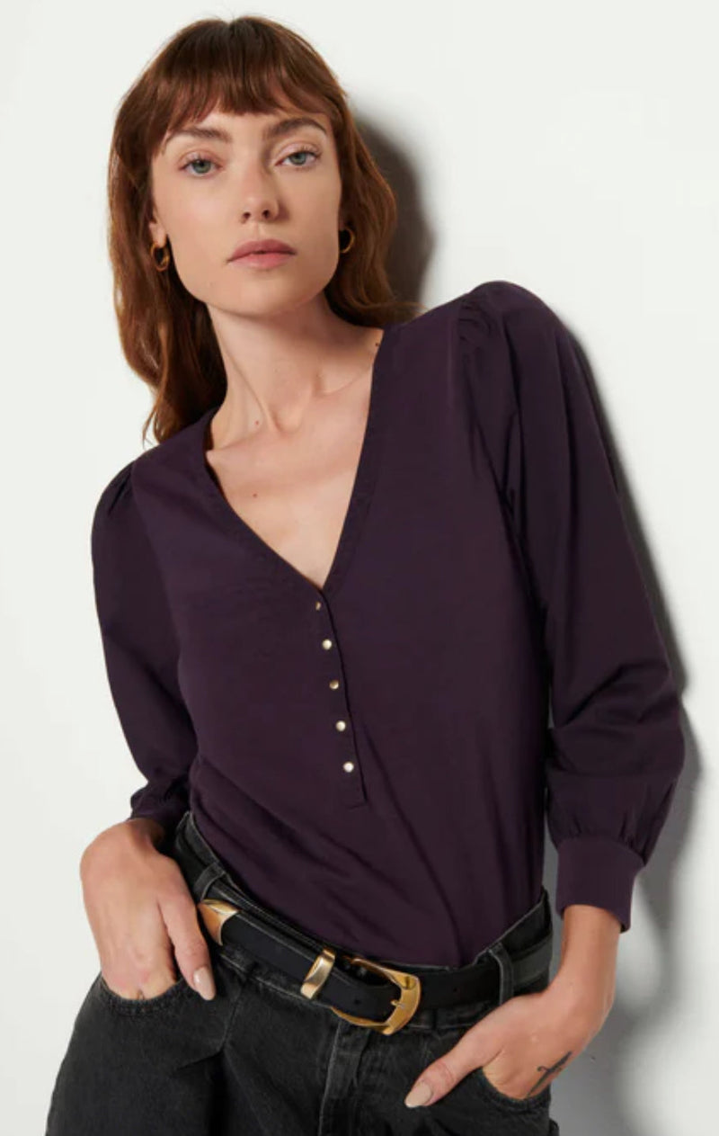 Ivy Feminine Snap Henley