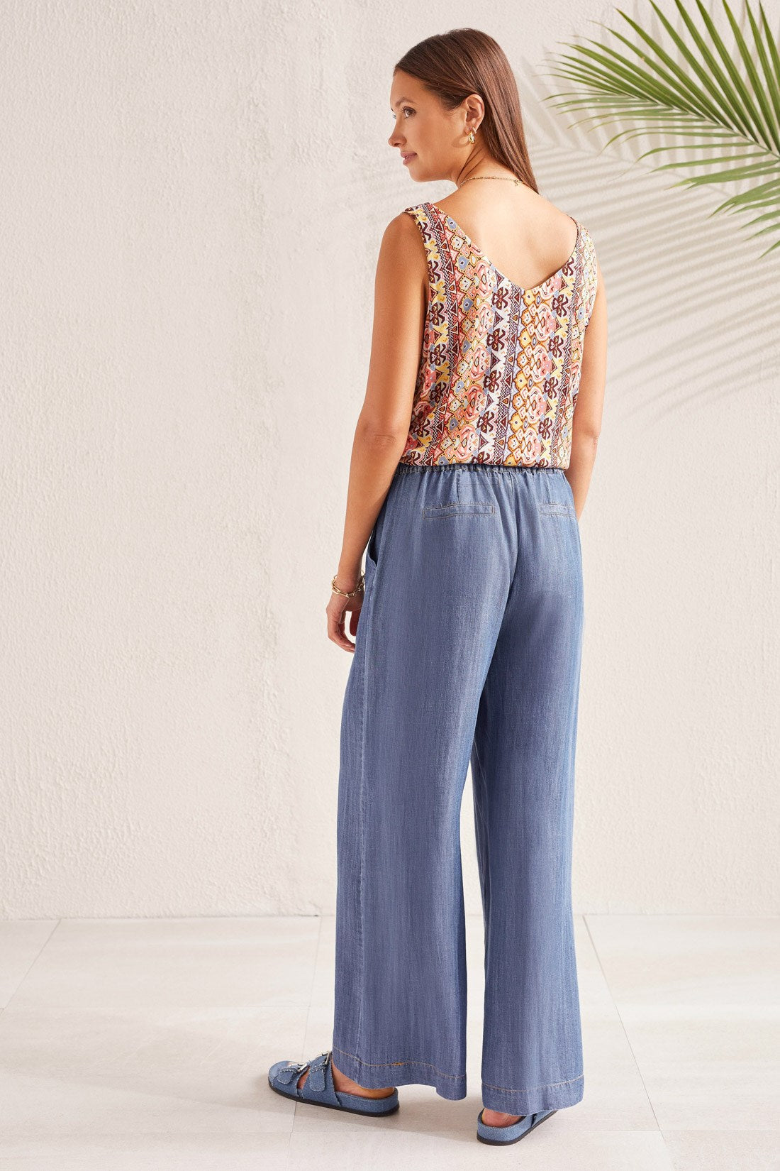 Flowy Pull On Wide Leg Pant